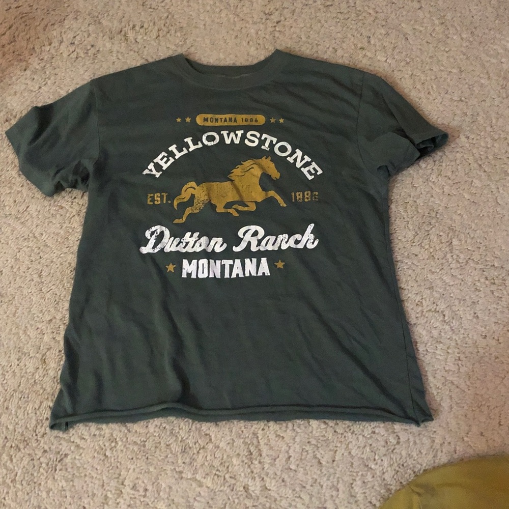 Three women’s western t-shirts - Picture 2 of 4